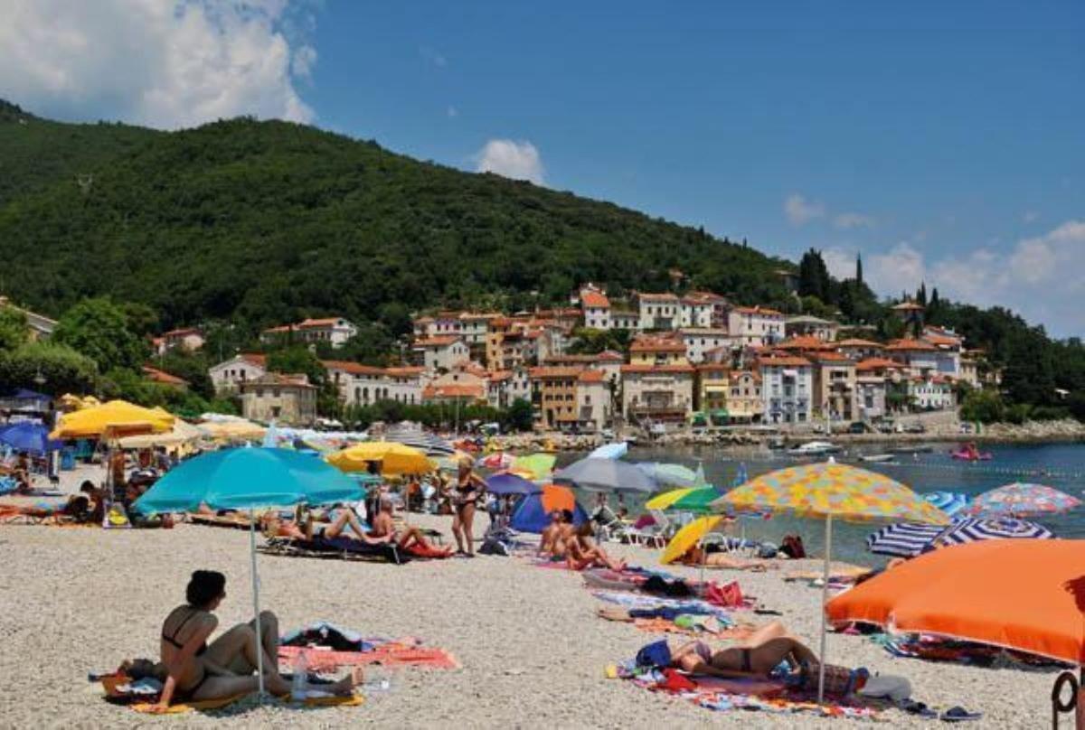 Apartments Near The Beach, With Terraces And Seaview At House B. Mošćenička Draga Buitenkant foto