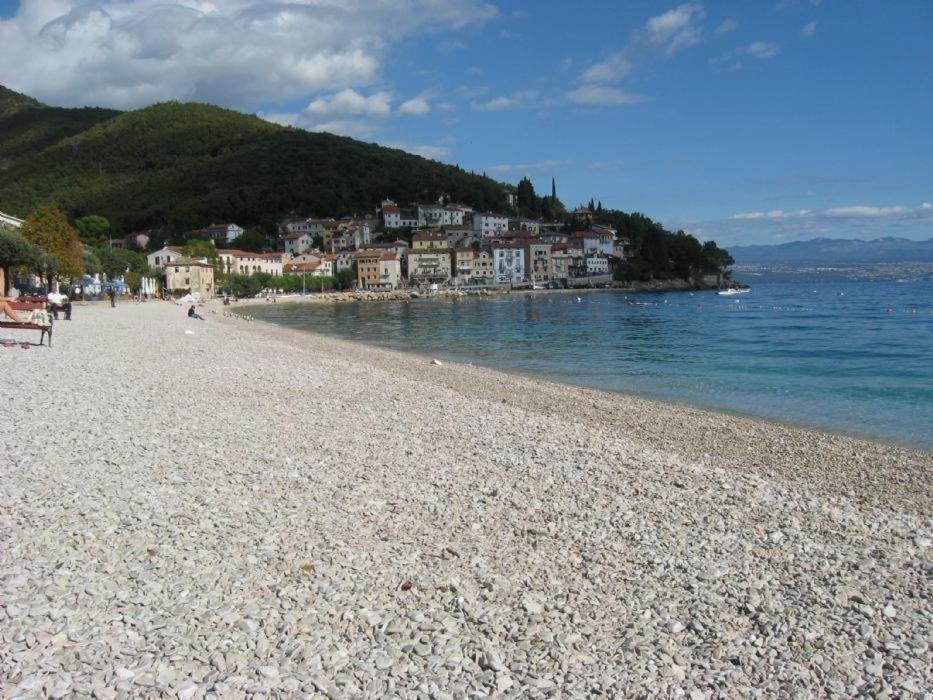 Apartments Near The Beach, With Terraces And Seaview At House B. Mošćenička Draga Buitenkant foto