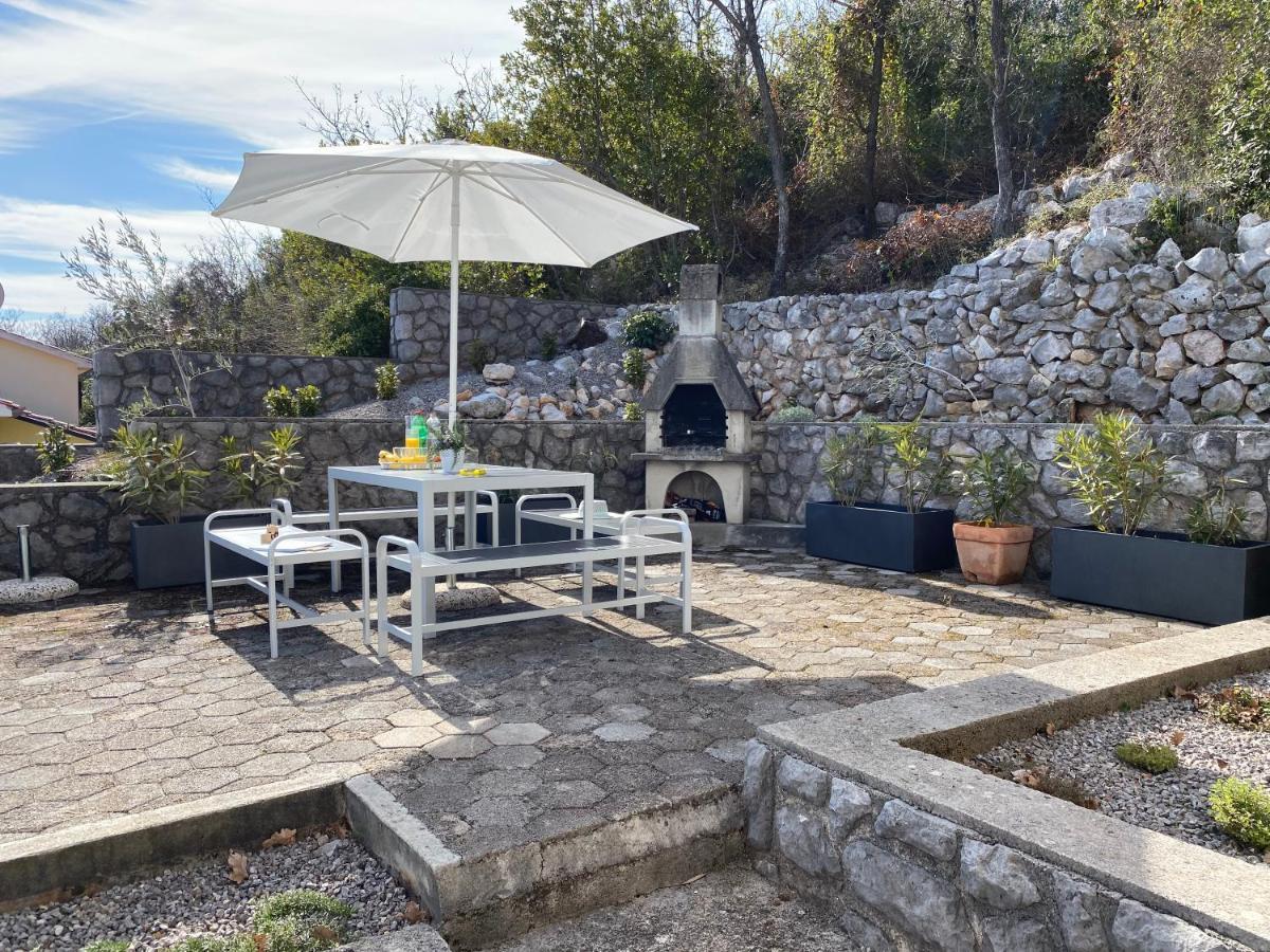 Apartments Near The Beach, With Terraces And Seaview At House B. Mošćenička Draga Buitenkant foto