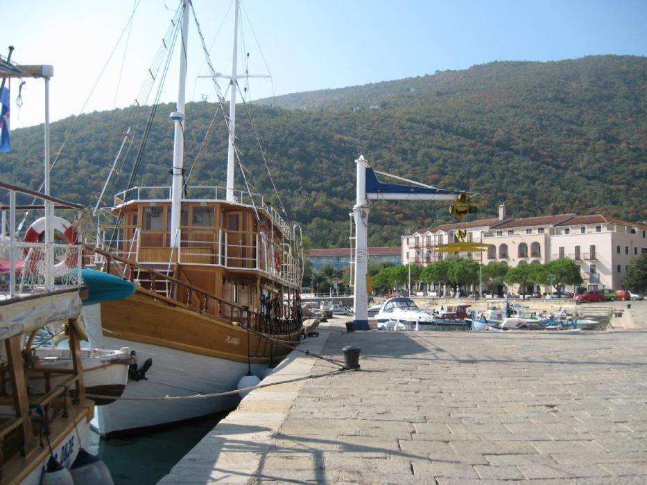 Apartments Near The Beach, With Terraces And Seaview At House B. Mošćenička Draga Buitenkant foto