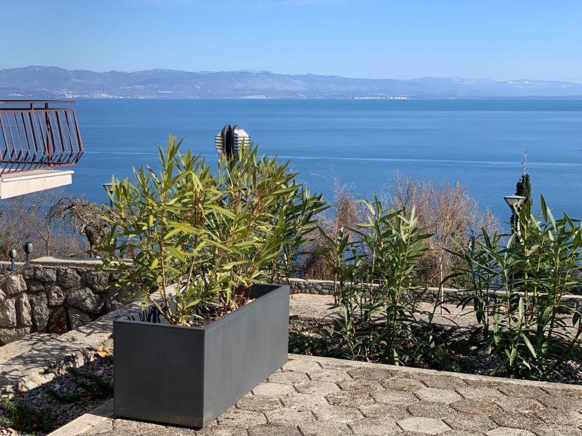 Apartments Near The Beach, With Terraces And Seaview At House B. Mošćenička Draga Buitenkant foto